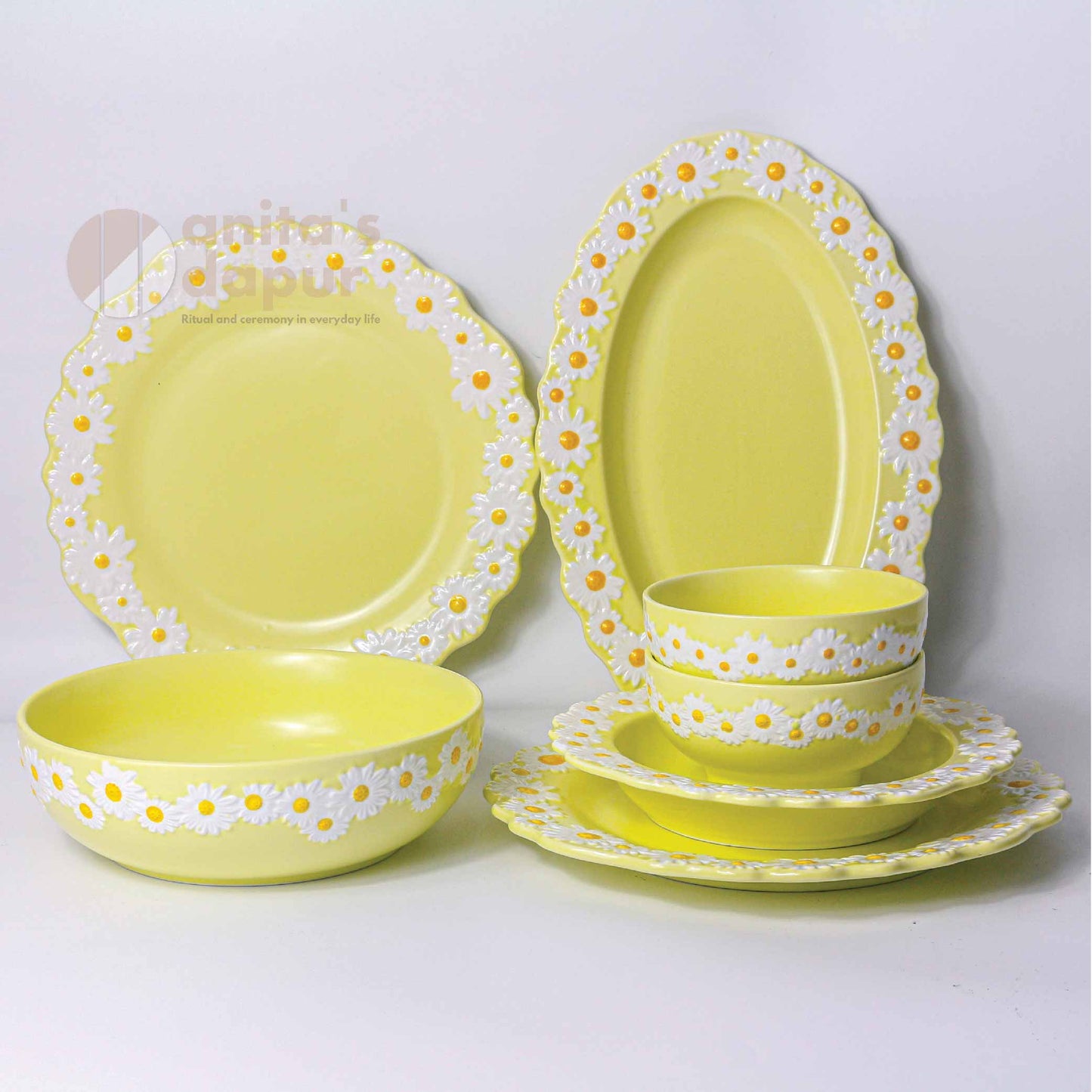 Yellow Chrysan Plate (8inch , 10inch , 12inch)